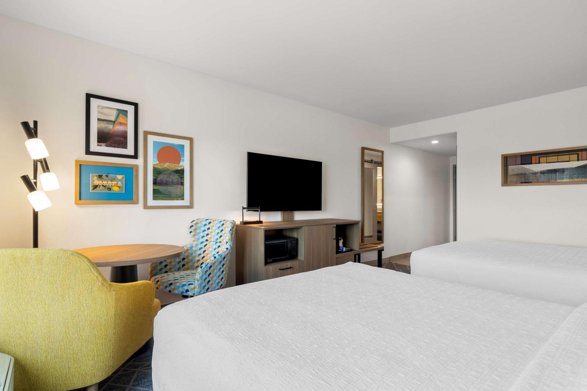 Hampton Inn & Suites Corona, Ca ภายนอก รูปภาพ