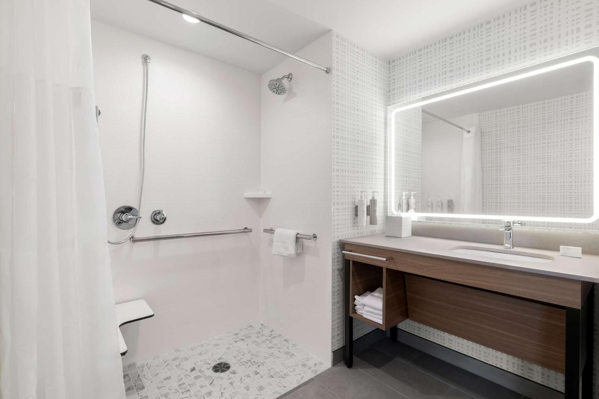 Hampton Inn & Suites Corona, Ca ภายนอก รูปภาพ
